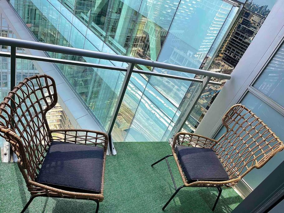 Stunning Condo Wit Amazing View 5Mins From Cntower Toronto Exteriör bild