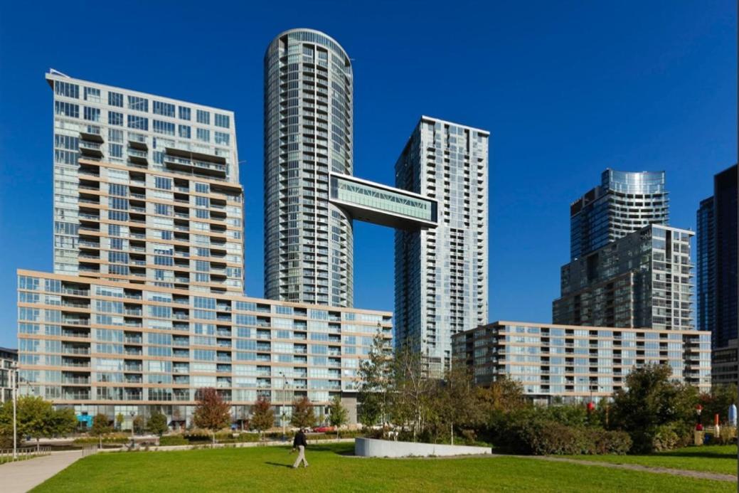 Stunning Condo Wit Amazing View 5Mins From Cntower Toronto Exteriör bild